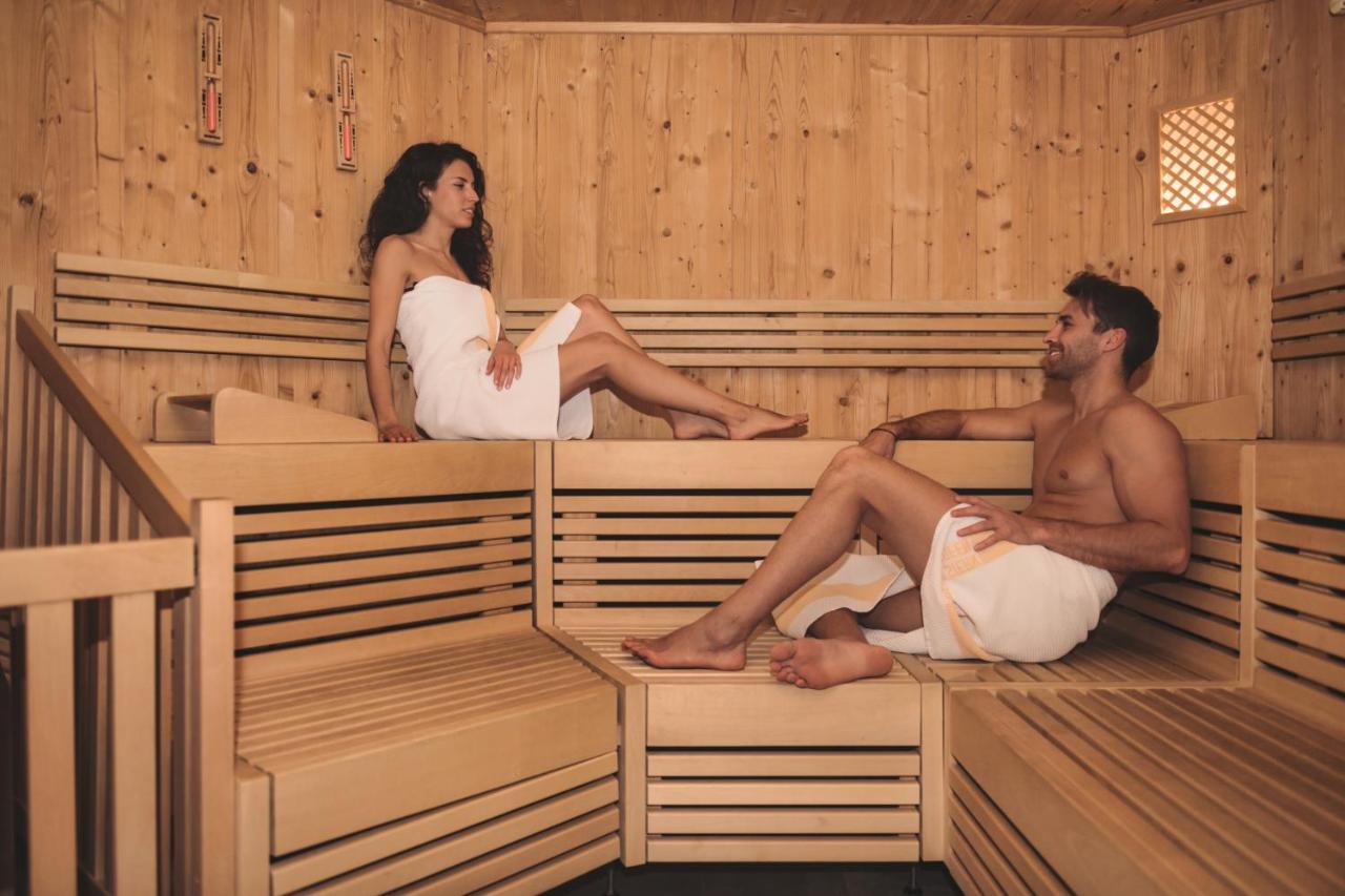 Hotel Gasthof Stern Nova Ponente Εξωτερικό φωτογραφία