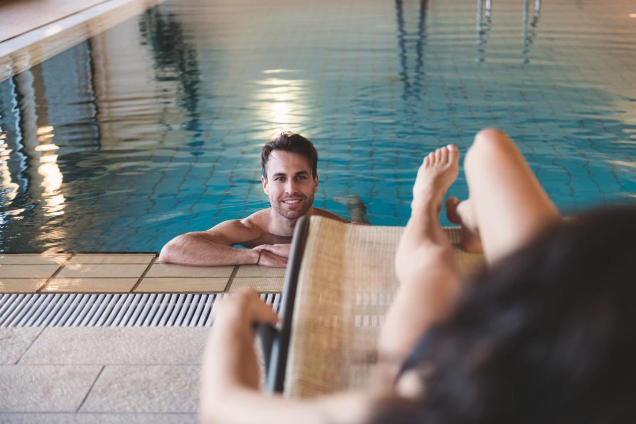 Hotel Gasthof Stern Nova Ponente Εξωτερικό φωτογραφία