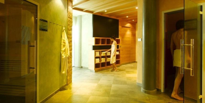 Hotel Gasthof Stern Nova Ponente Εξωτερικό φωτογραφία
